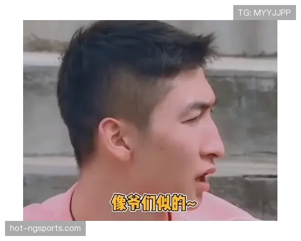 武大靖拎着塑料袋从地铁站出来，金牌得主的日常我看傻了